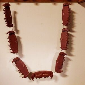 Crab kitchen garland